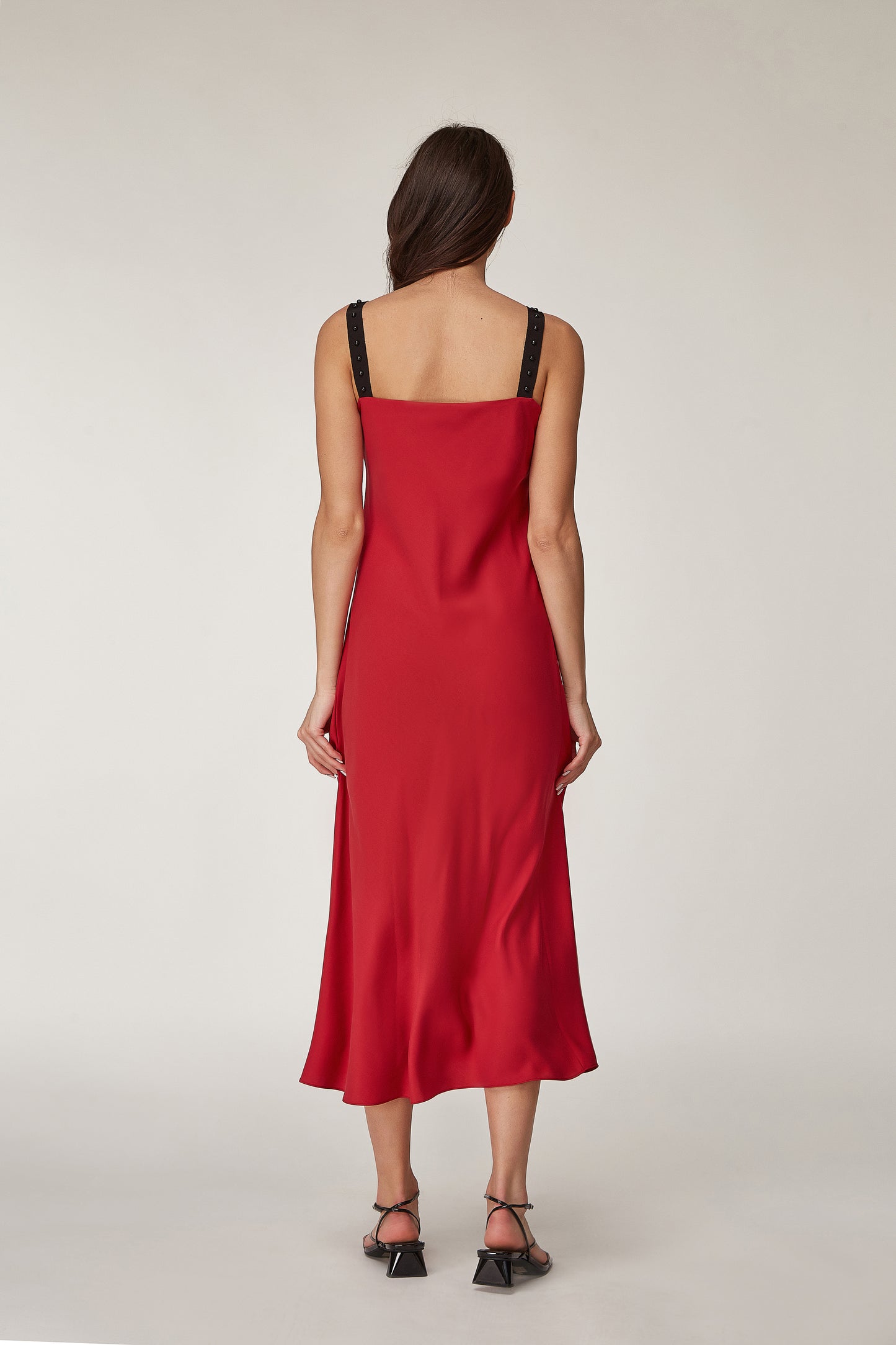 Red Silk Elegance: Summer Chic Ensemble